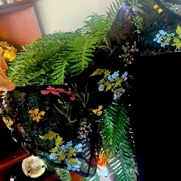 Brand New AGB Black Sheath Dress Mesh Bell Sleeves w/ Embroidered Flowers Floral - Picture 7 of 15